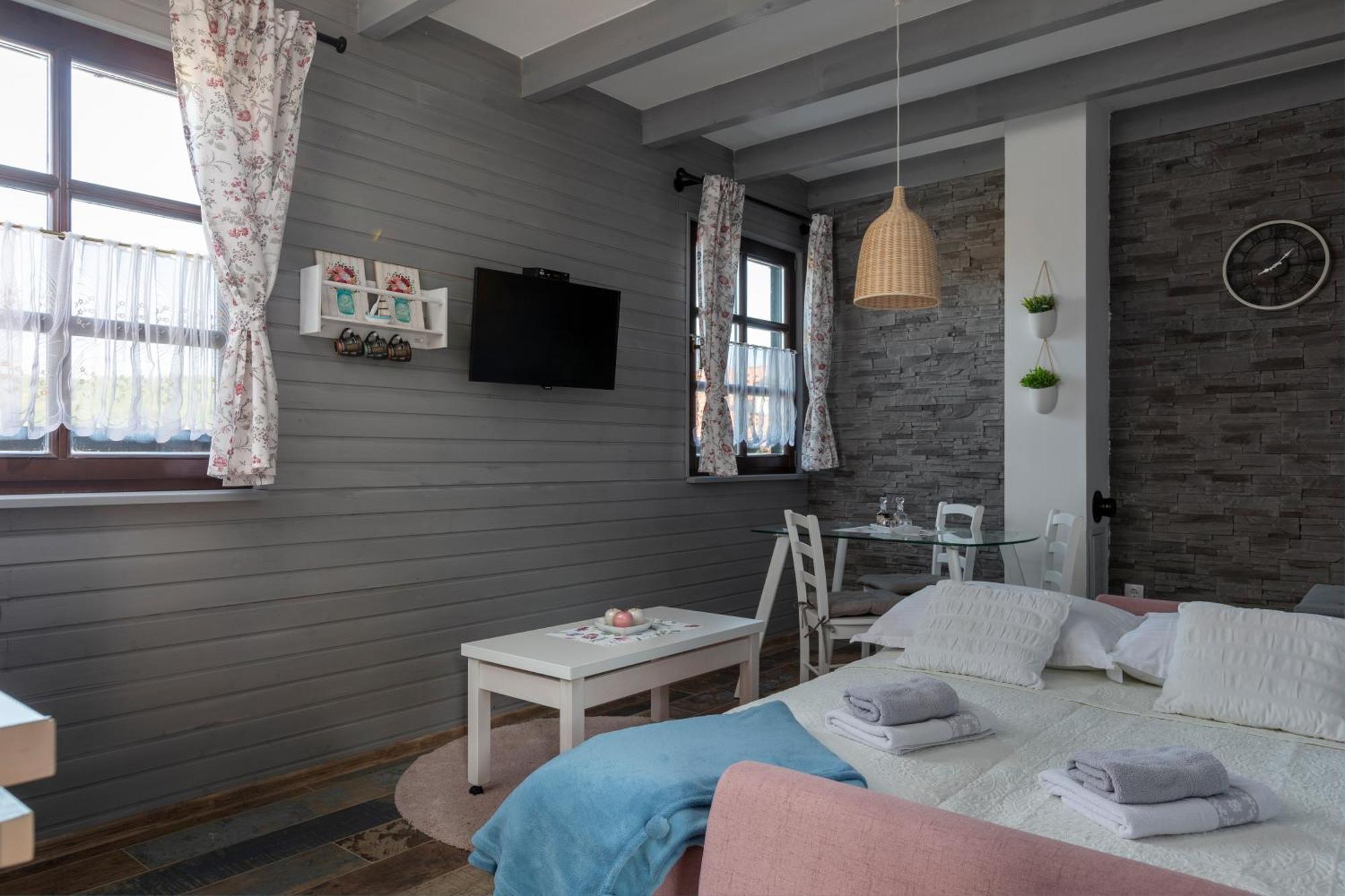 Apartmani Ivanka 라코비카 외부 사진
